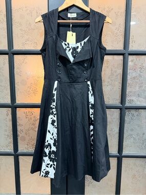 Killreal Black & White Floral Fit & Flare Dress Size Large NWT #0915